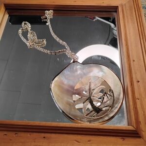 Silver and Mother of Pearl Pendant Necklace